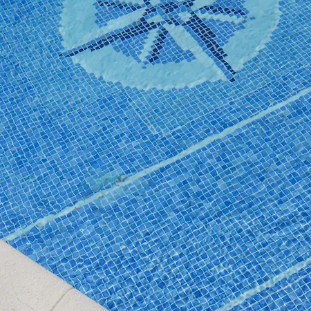 Silver Globe 别墅 *