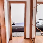 Villa Silver Globe *