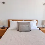 Silver Globe البوفيرا