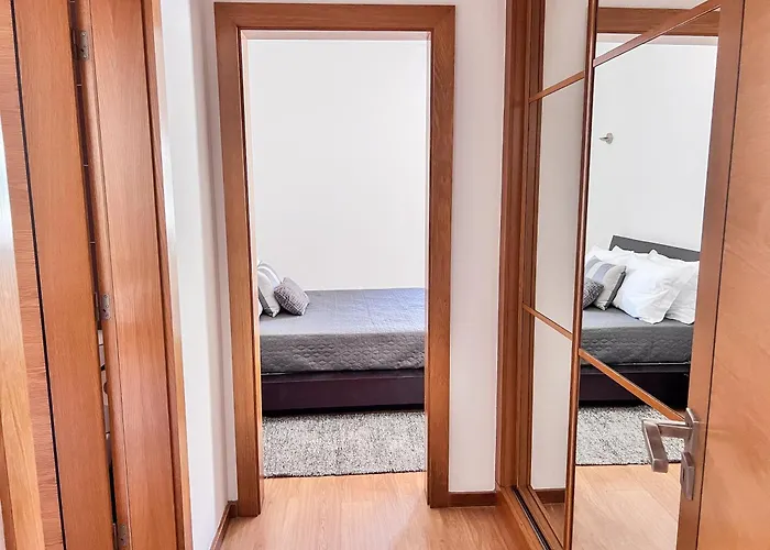 Villa Silver Globe *